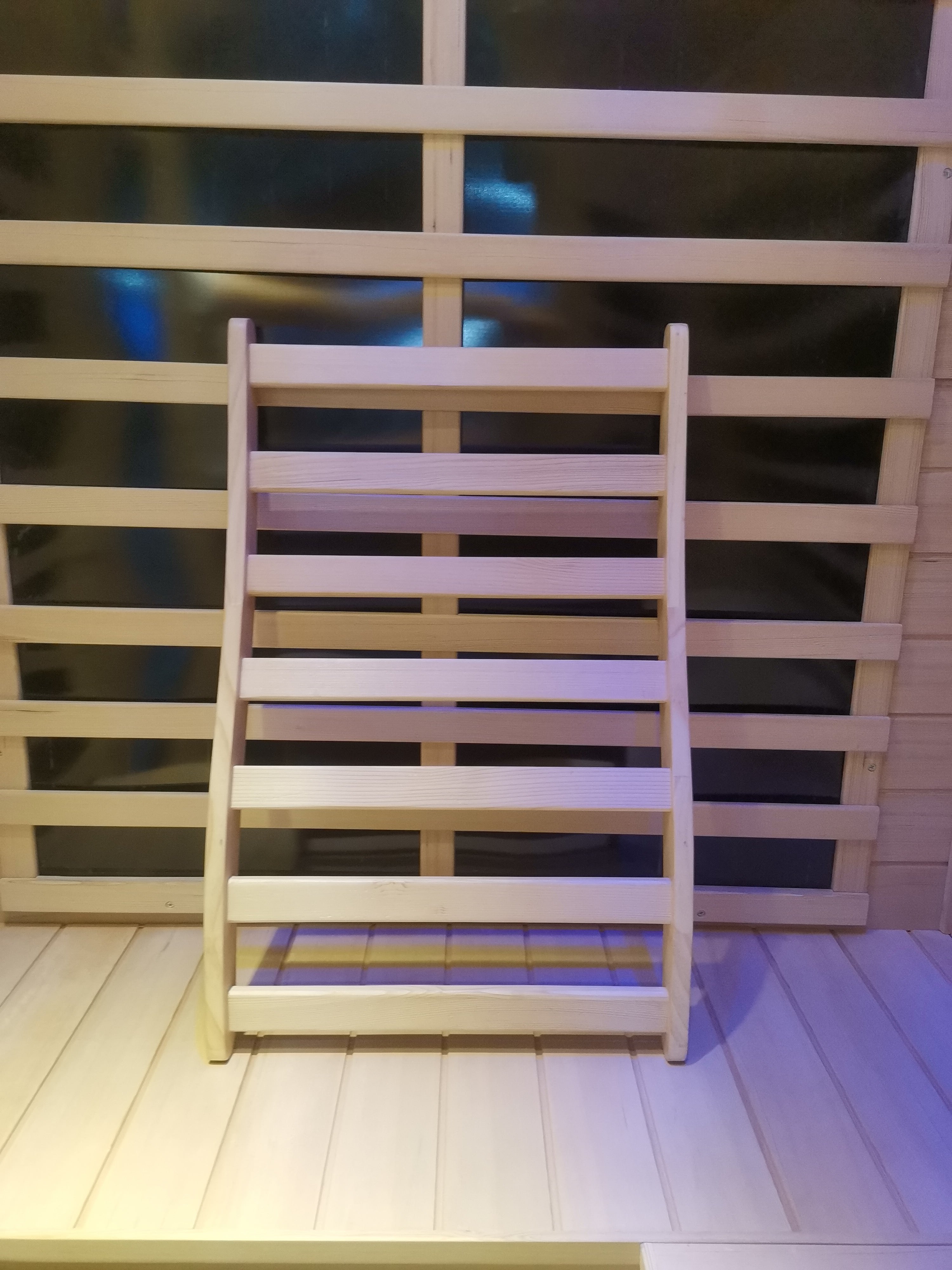 Hemlock Wide Flat Grid Sauna Room Backrest