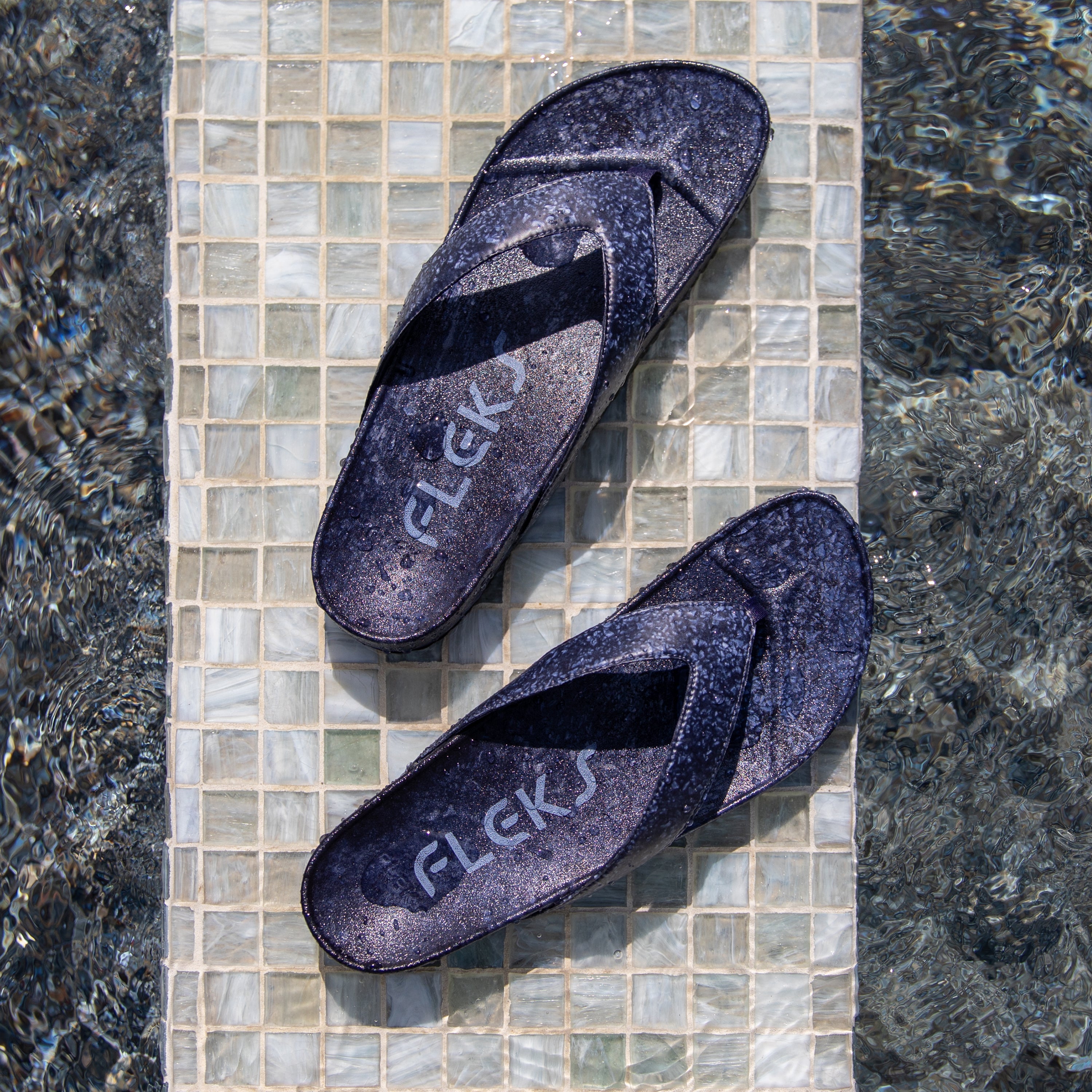 WellNest West Recovery Unisex Flip Flop – Deep Blue
