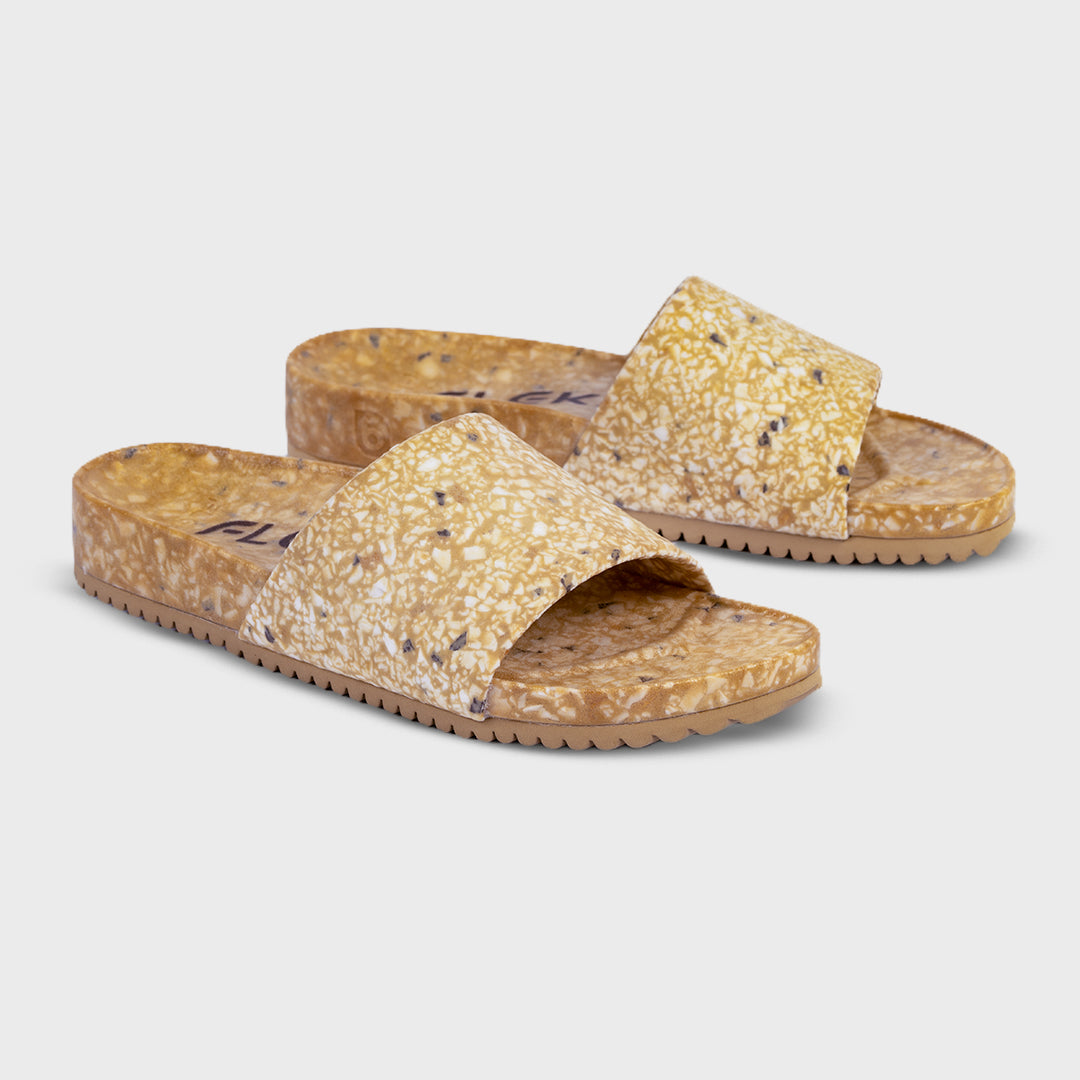 WellNest East Recovery Unisex Slide – Morning Coffee