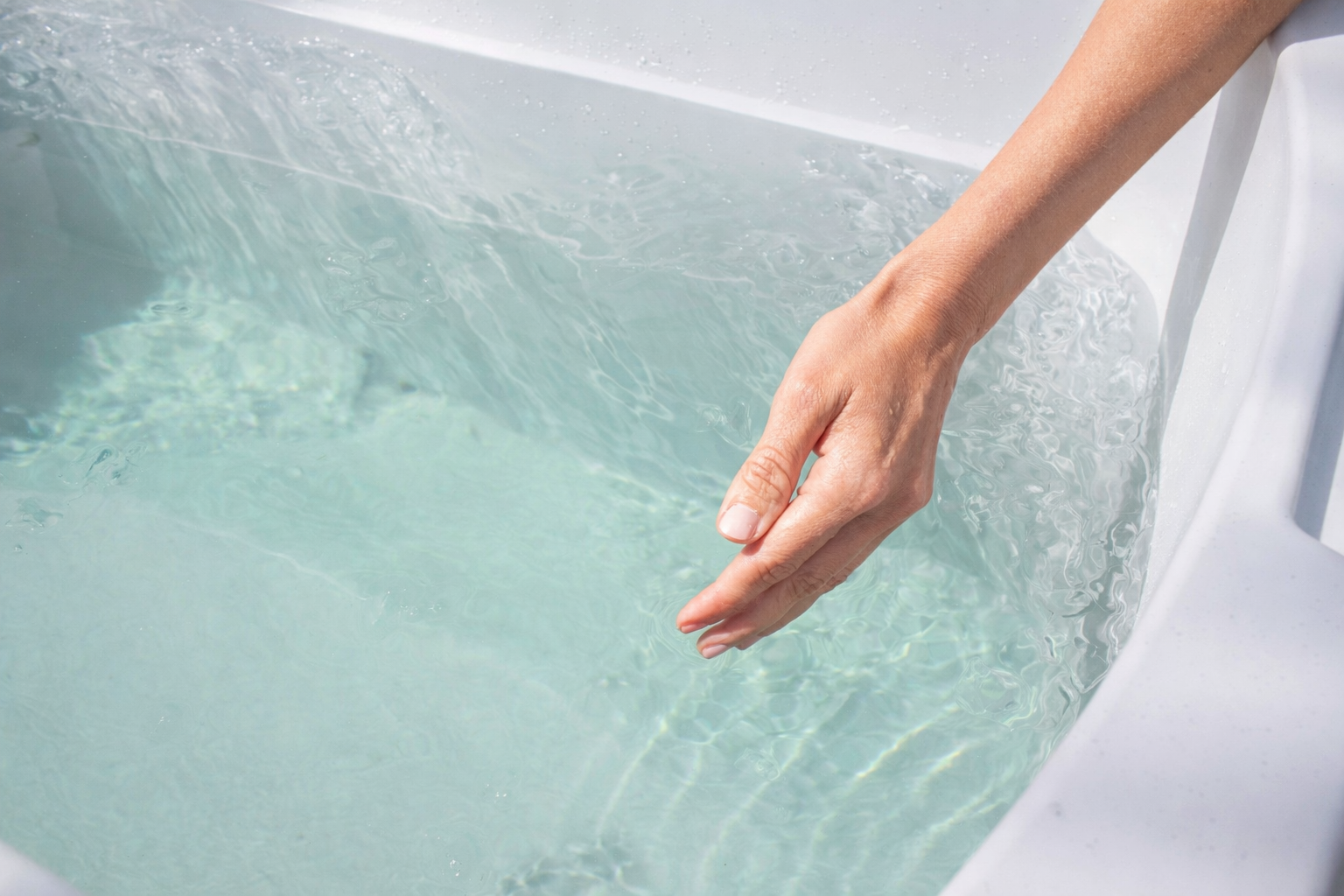 Frozin Cold Plunge - White Granite