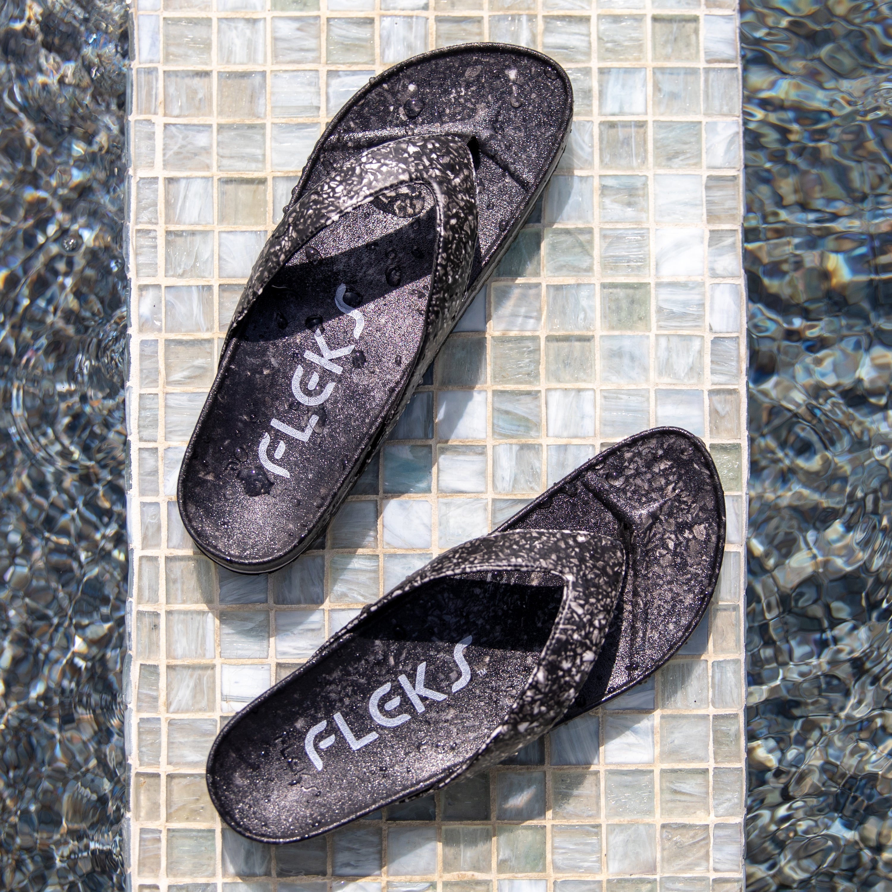 WellNest West Recovery Unisex Flip Flop – Night